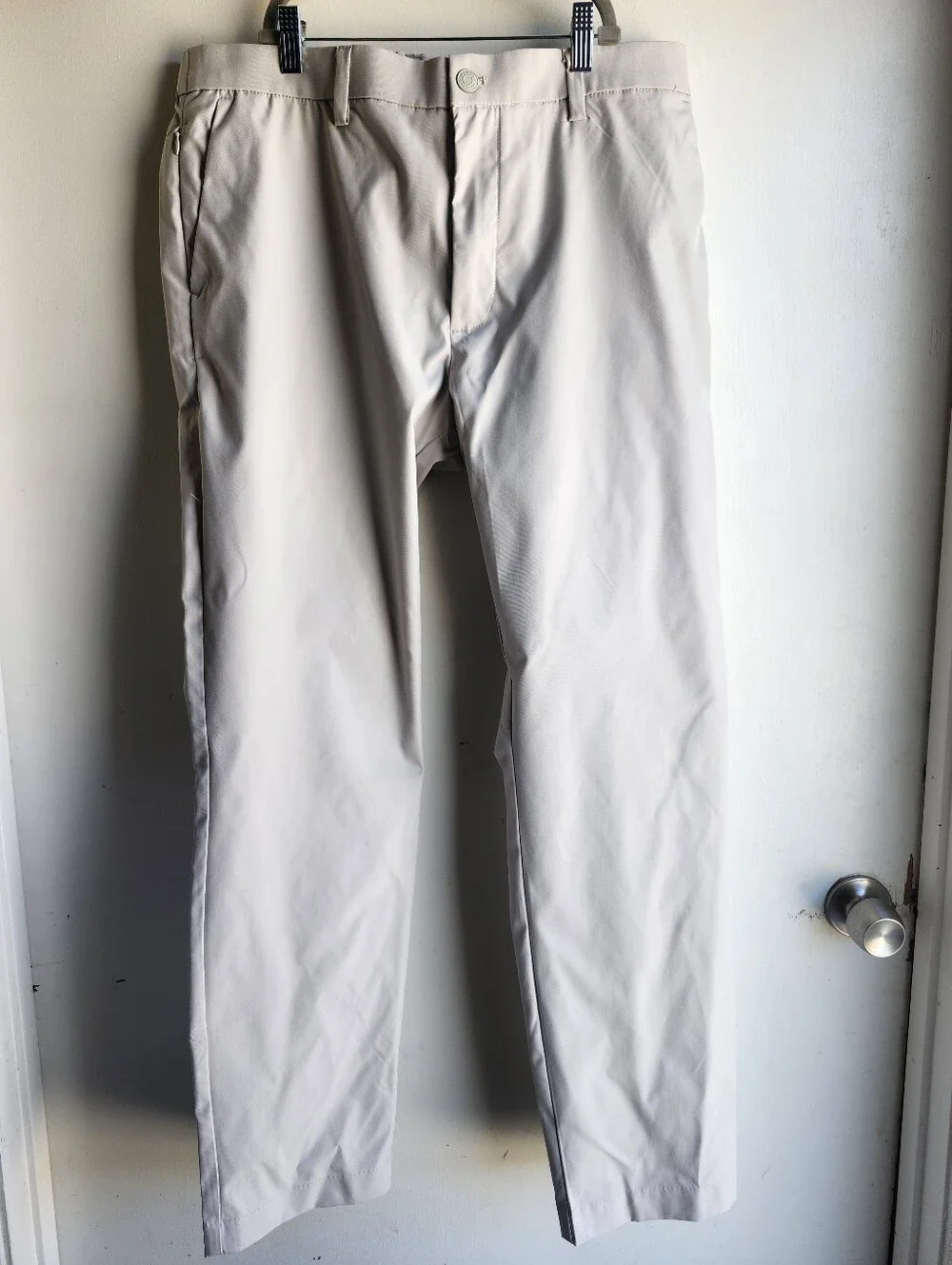 Banana Republic Men's Light Cream Chino Pants